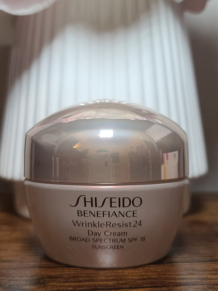 Shiseido Benefiance WrinkleResist24 Day Cream SPF 18