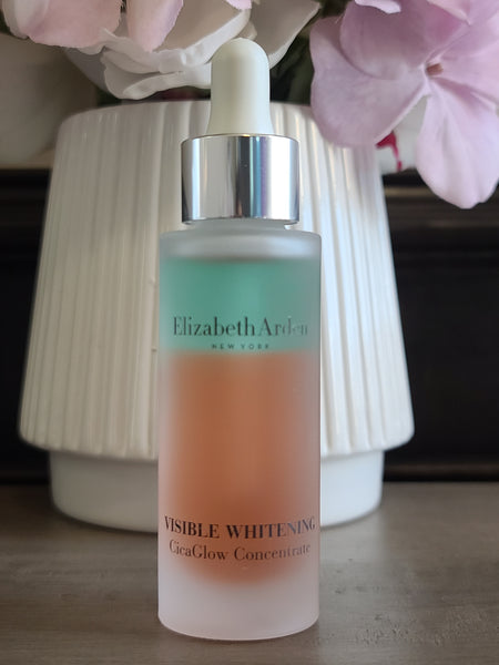 Elizabeth Arden Visible Whitening CicaGlow Concentrate