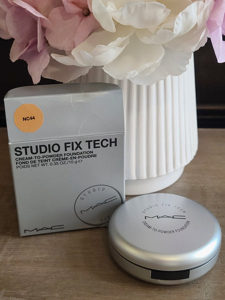 MAC Studio Fix Tech Cream-to-Powder Foundation