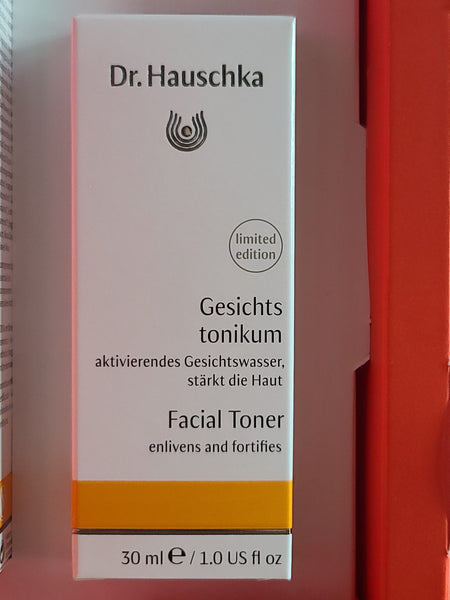 Dr. Hauschka Radiant Skin Care Set
