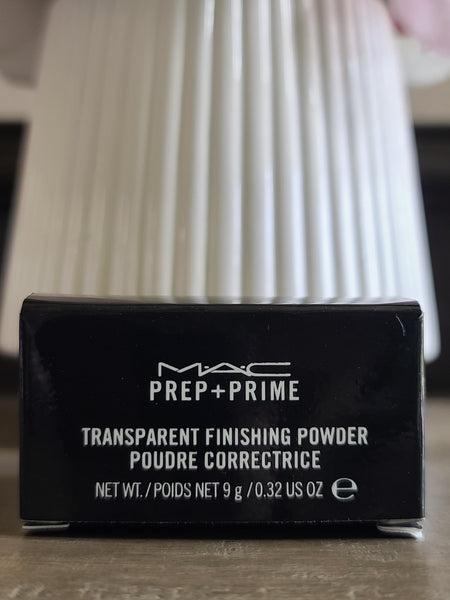 MAC Prep + Prime Transparent Finishing Powder