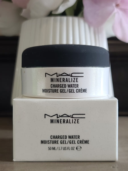 Mac Mineralize Charged Water Moisture Gel
