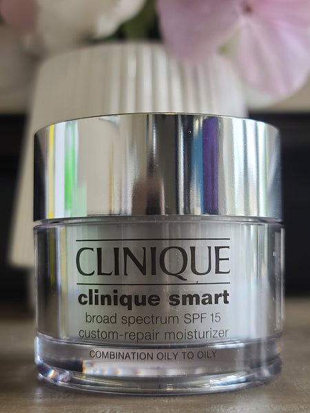 Clinique Smart Broad Spectrum SPF 15 Custom-Repair Moisturizer