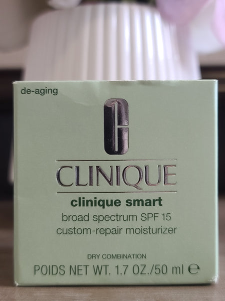 Clinique Smart Broad Spectrum SPF 15 Custom-Repair Moisturizer