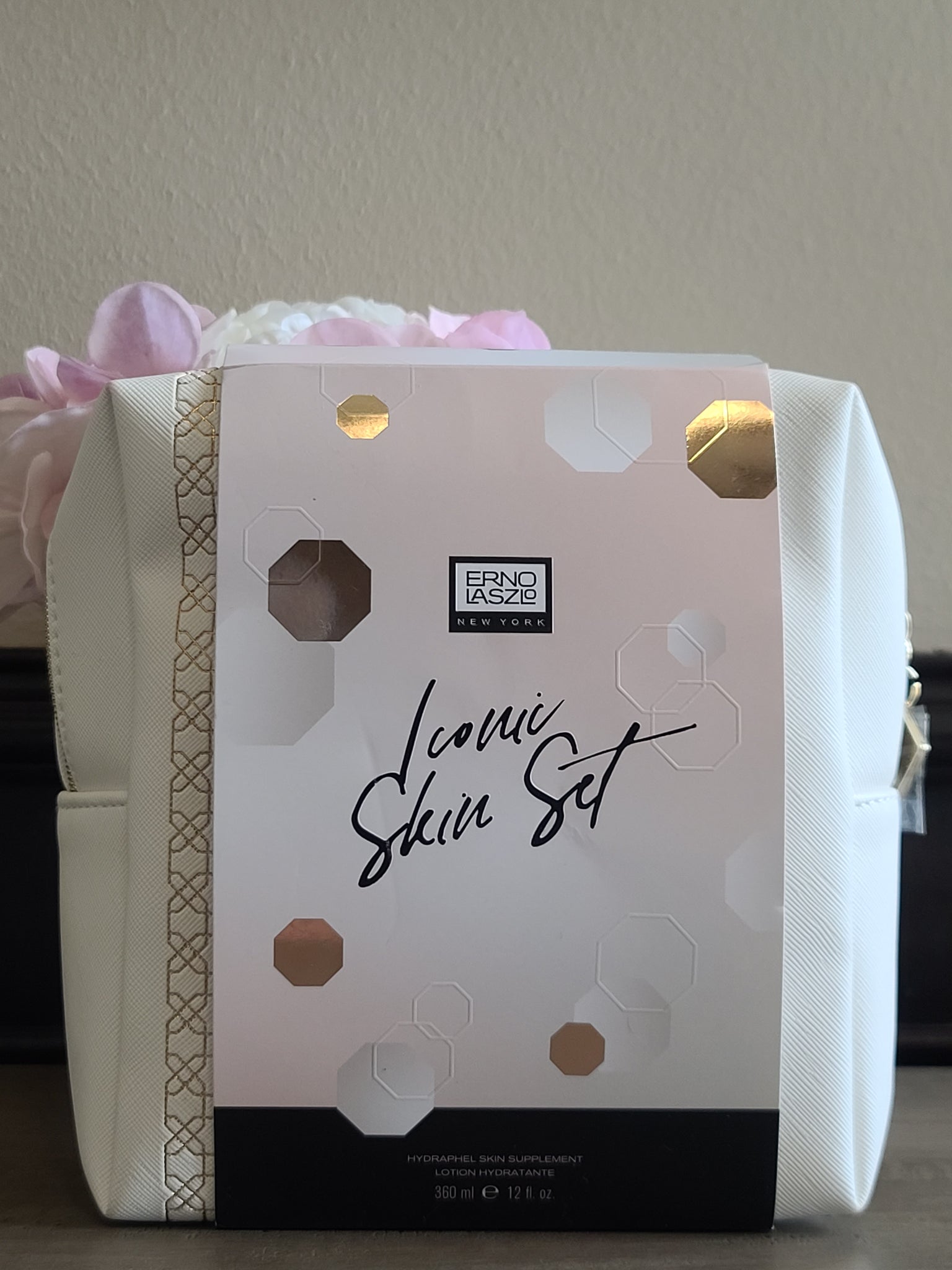 Erno Laszlo Iconic Skin Set ($118 Value)