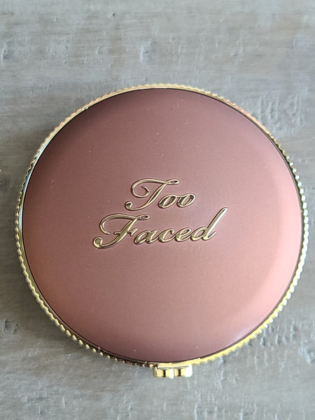 Too Faced Soleil Long-Wear Matte Bronzer