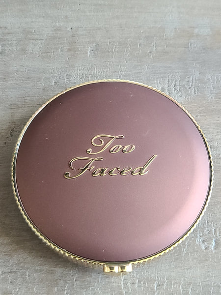 Too Faced Soleil Long-Wear Matte Bronzer