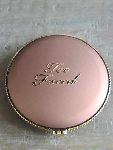 Too Faced Soleil Long-Wear Matte Bronzer