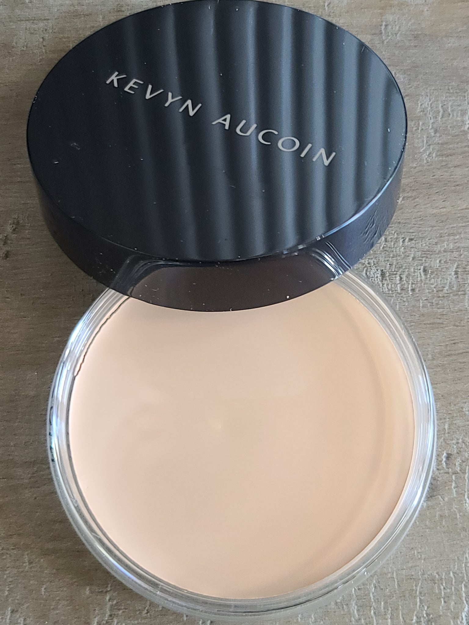 Kevyn Aucoin Foundation Balm